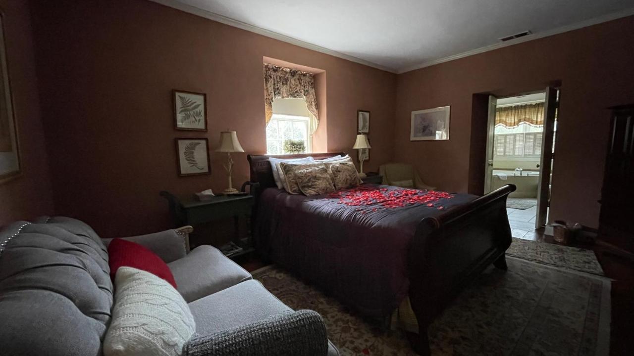 Wayside Inn Bed And Breakfast Ellicott City Exterior foto