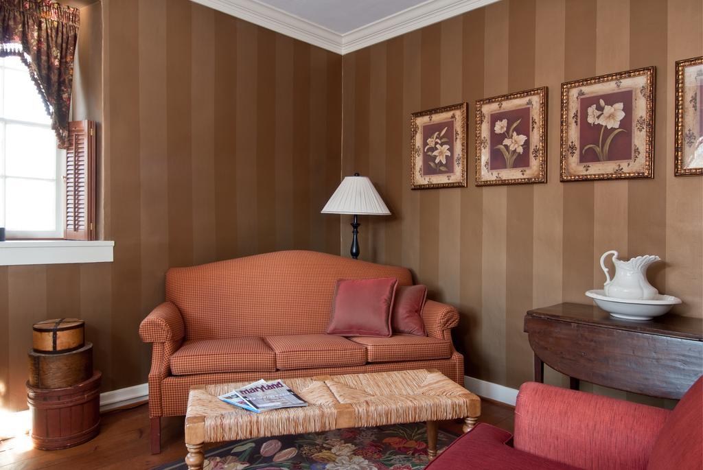 Wayside Inn Bed And Breakfast Ellicott City Habitación foto