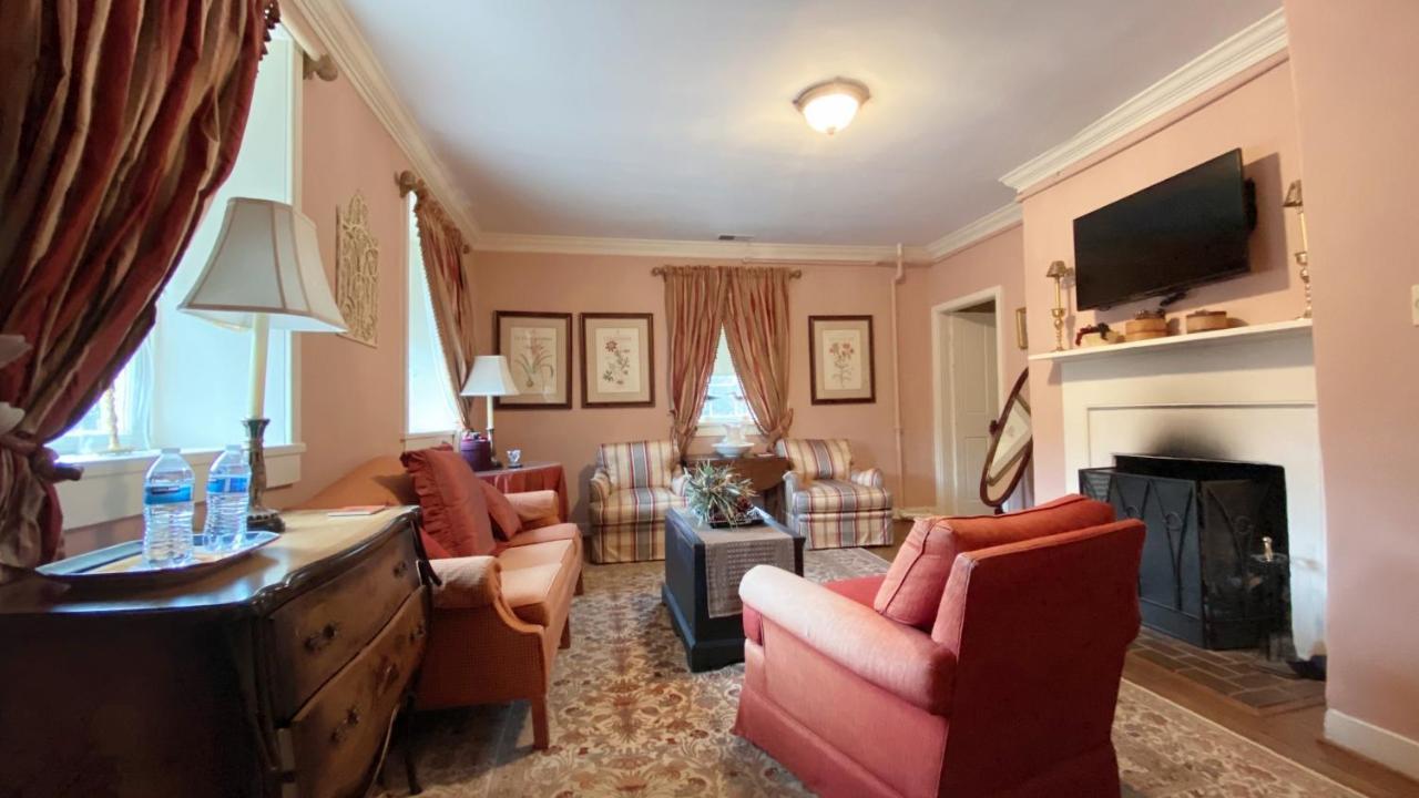 Wayside Inn Bed And Breakfast Ellicott City Exterior foto